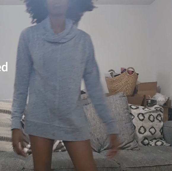 S Gray long sleeve - Picture 2 of 4